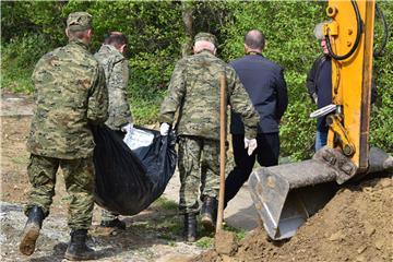 U Bogdanovcima ekshumirani posmrtni ostaci osobe iz Domovinskog rata