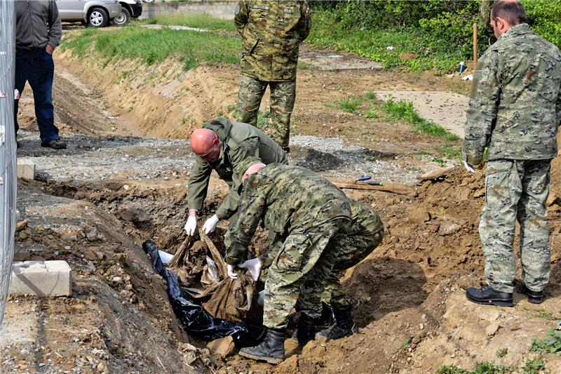 U Bogdanovcima ekshumirani posmrtni ostaci osobe iz Domovinskog rata