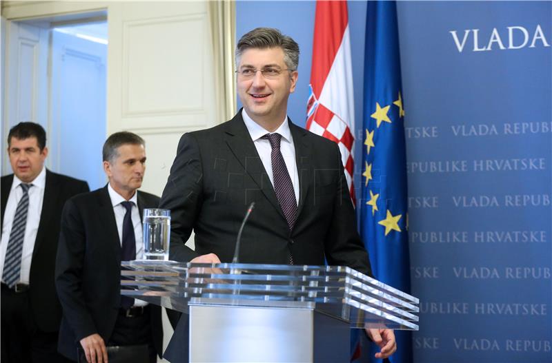 Plenković: Dogovoreno da se nastavi opskrba Petrokemije plinom