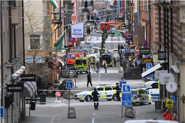 Troje mrtvih u napadu u Stockholmu, još nitko nije preuzeo odgovornost