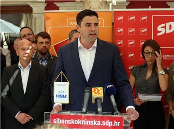 Konferencija za medije na temu potpisivanje platforme koalicije stranaka SDP, HNS, HSS i HSU