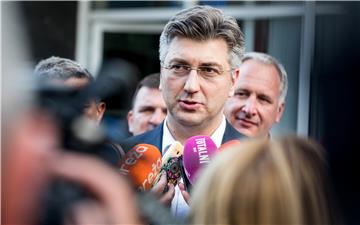 Premijer Plenković u Splitu posjetio HGSS