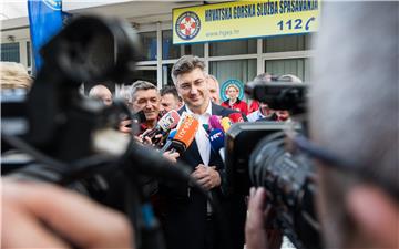 Premijer Plenković u Splitu posjetio HGSS