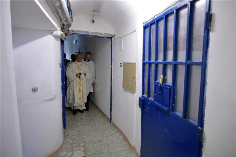 ITALY POPE FRANCIS HOLY THURSDAY PALIANO PRISON