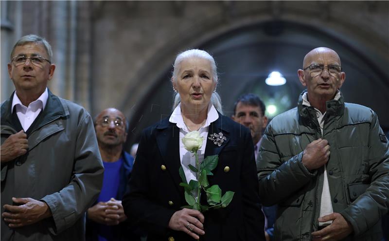 Uskrsno euharistijsko slavlje u zagrebačkoj katedrali