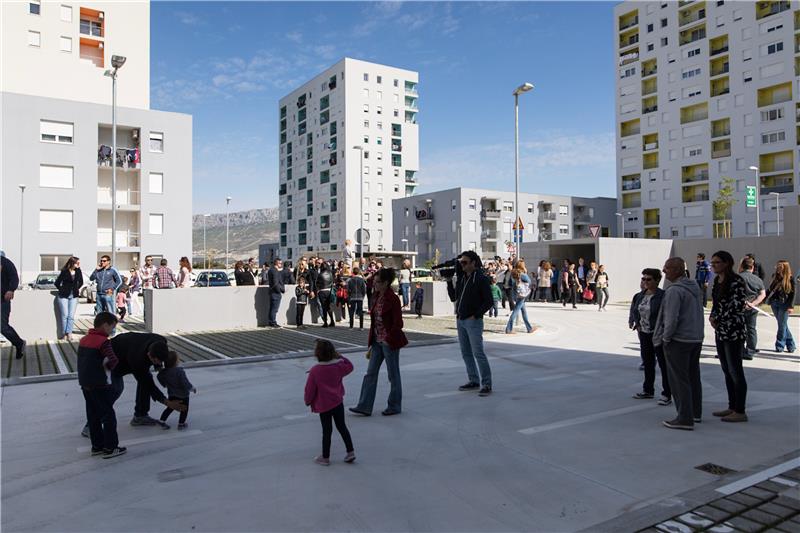 162 socially subsidised flats handed over to tenants in Split