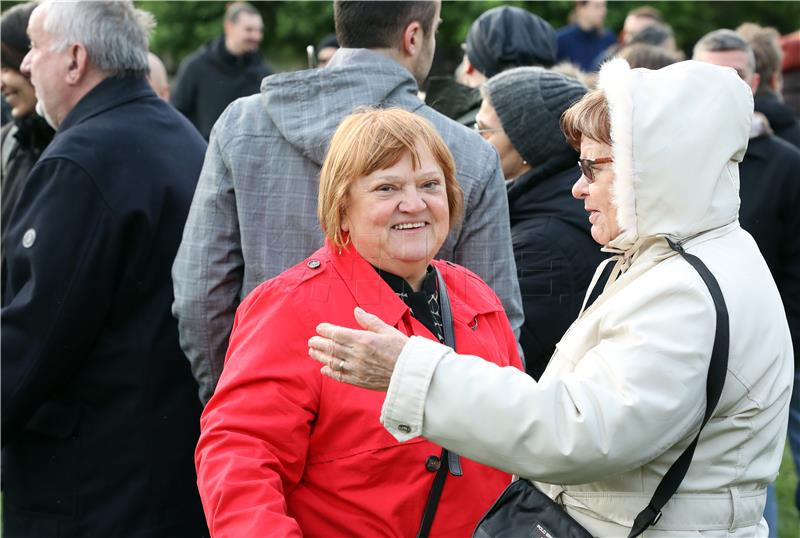 Prosvjedno okupljanje u Parku Tranjanska Savica "Obranili smo jednom, obranit ćemo opet!"