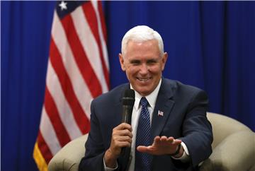 Pence: SAD neće popustiti u svojim naporima da zaustavi terorizam