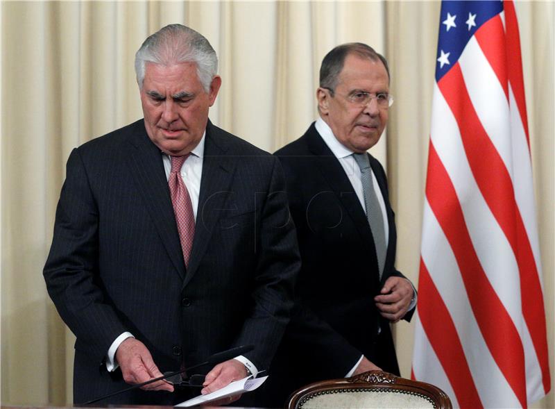 Lavrov i Tillerson razgovarali telefonom o istrazi napada u Siriji