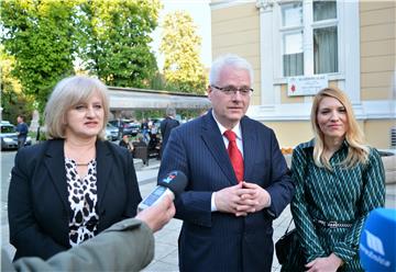 Josipović s 'Naprijed Hrvatska' očekuje participiranje u vlasti u Zagrebu, Dubrovniku, Splitu i Karlovcu