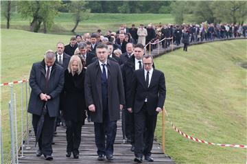 U Jasenovcu održana komoracija žrtvama pod pokroviteljstvom Hrvatskog sabora