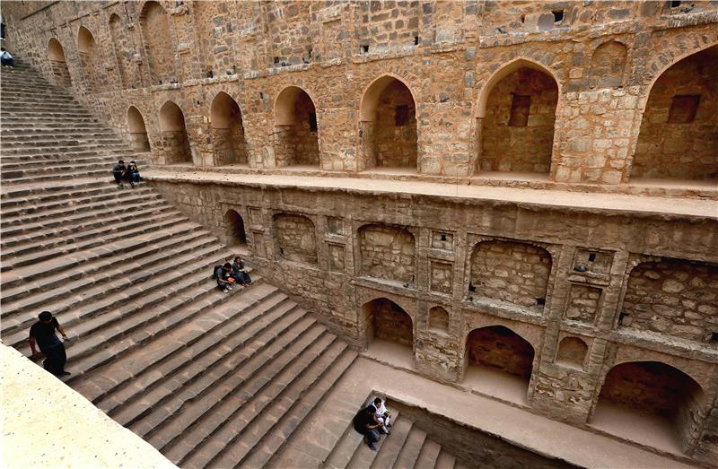 INDIA PHOTO SET STEPWELLS