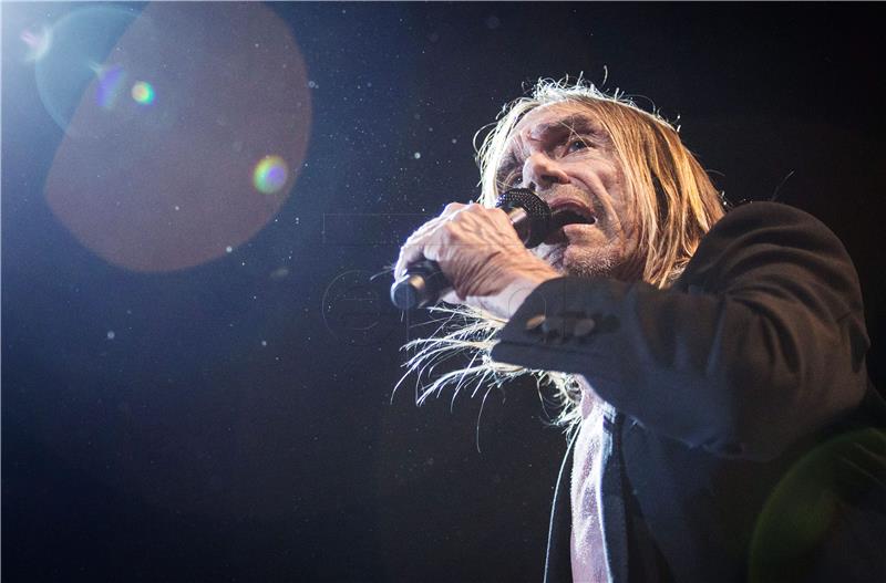 Iggy Pop proslavio 70. rođendan pjevajući jazz