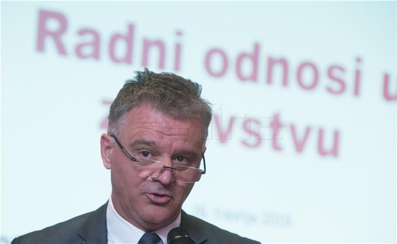 Savjetovanje: Radni odnosi u zdravstvu