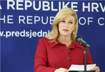 KRIZA VLADE- Predsjednica Grabar-Kitarović: Pozivam sve na odgovornost i konstruktivnost