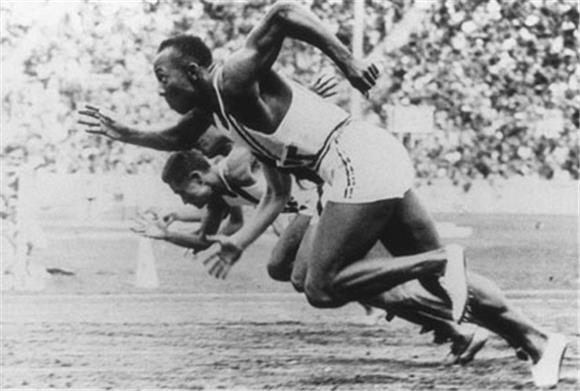 Na dražbi dvije medalje Jesseja Owensa s Olimpijskih igara 1936.