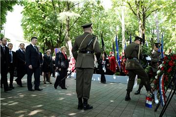 Okučani: Komemoracija za poginule hrvatske branitelje 