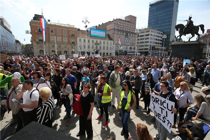 'Prosvjed protiv Todorića, Vlade i svih uhljeba' u Zagrebu