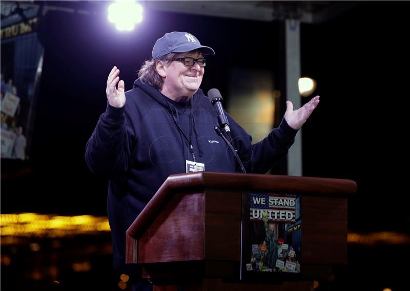 Michael Moore uskoro na Broadwayu u predstavi o Trumpu