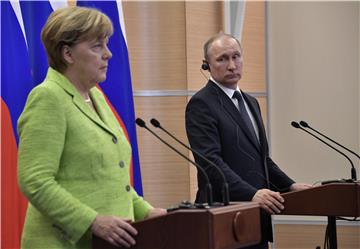 Merkel i Putin nisu krili nesuglasice na zajedničkoj konferenciji za medije