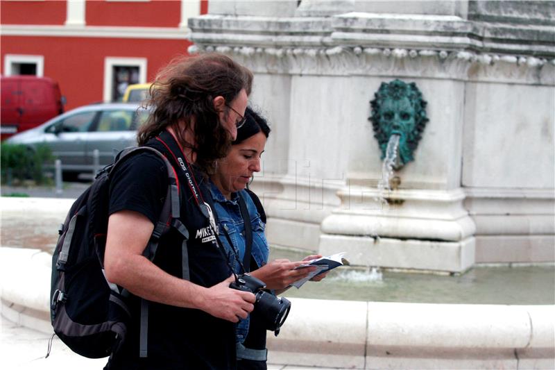 U Hrvatskoj u četiri mjeseca broj turističkih noćenja skočio za 26 posto