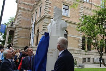 HAZU / Otkrivena bista Nikole Šubića Zrinskog