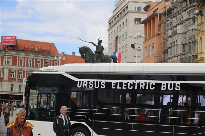 Promocija električnog autobusa Ursus City Smile