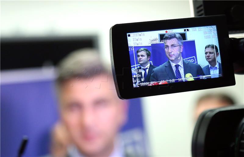 Plenković: Most je, nastojeći ušićariti pred izbore, sjeo u vlak SDP-a