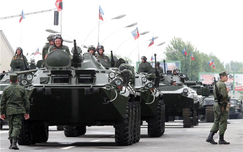 UKRAINE DONETSK CRISIS VICTORY DAY PARADE