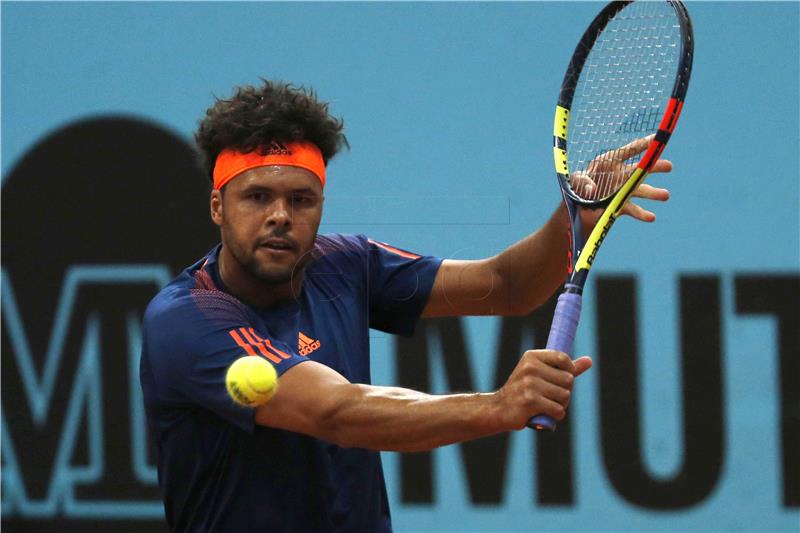 ATP Madrid: Tsonga odustao zbog boli u ramenu