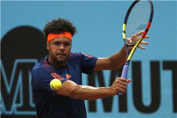 ATP Madrid: Tsonga odustao zbog boli u ramenu