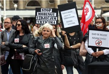 Prosvjed zaposlenika u dječjim vrtićima "Pravo na rad bez straha – stop mobbingu na radnom mjestu"