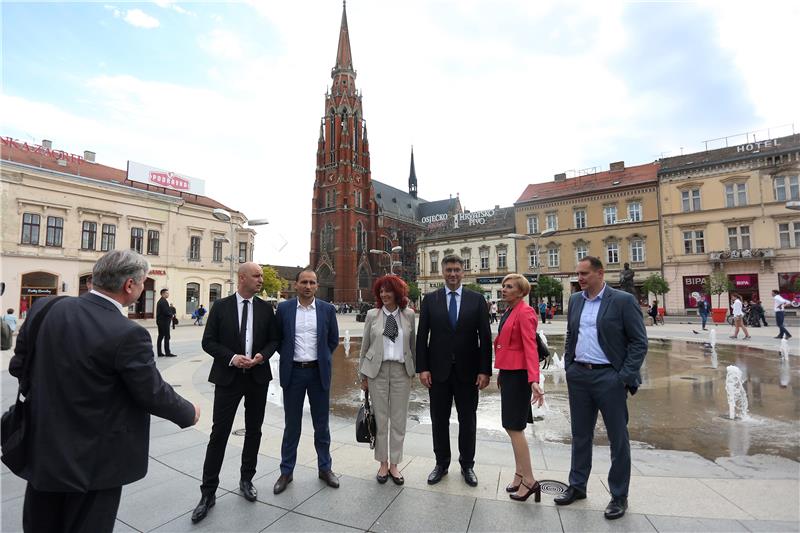 Plenković u Osijeku: Punu potporu vodstva HDZ-a i mene osobno našim kandidatima