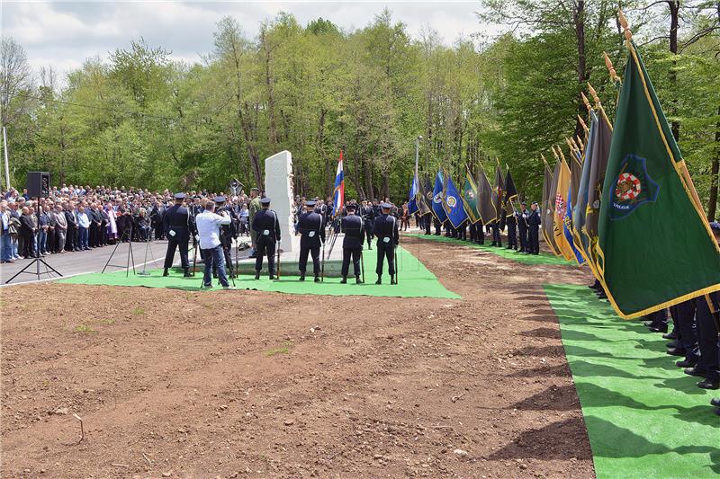  Otkrivanje Spomen obilježja "Velebitskim junacima" 