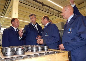 Premijer Plenković posjetio tvrtku Omco Croatia u Humu na Sutli 