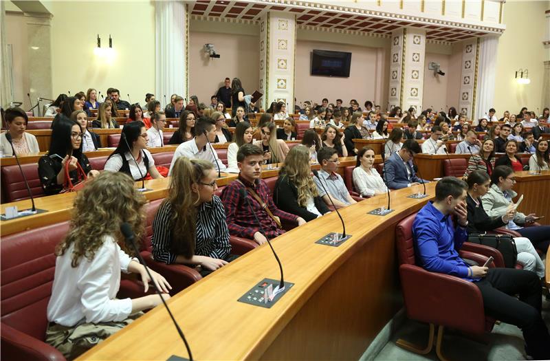 Peta Simulirana sjednica Hrvatskoga sabora za učenike srednjih škola