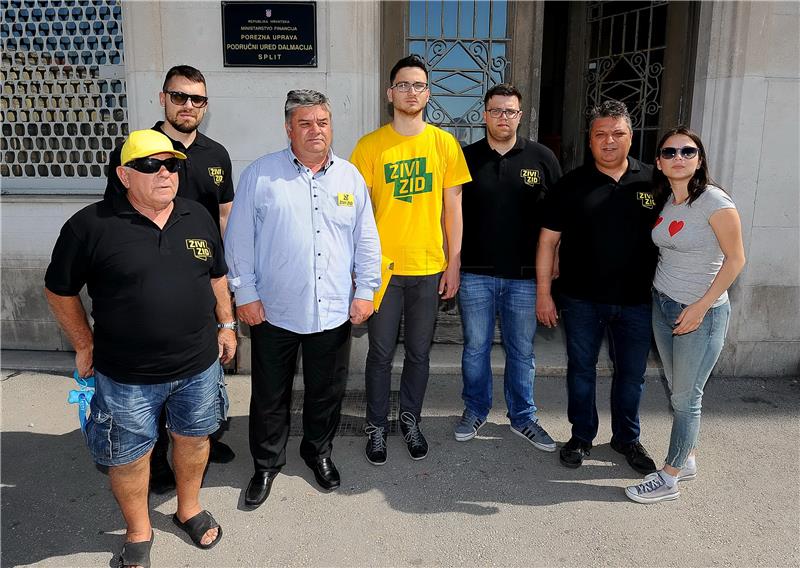 Splitski Živi zid će tražiti odgodu zakona o porezu na nekretnine