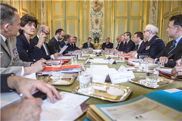 FRANCE GOVERNMENT DEFENSE COUNCIL