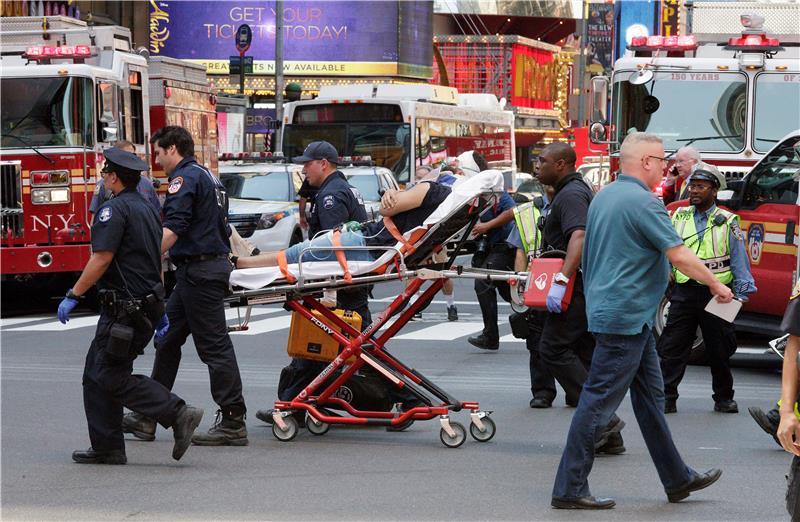 USA PEDESTRIANS STRUCK NYC