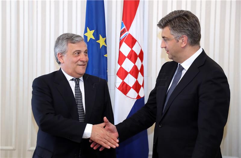 Predsjednik EP-a Tajani izrazio Plenkoviću potporu EU-a Hrvatskoj 