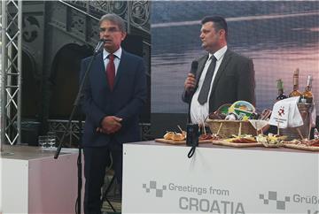 "Hrvatska tržnica" u Budimpešti - turistička i gastro promocija