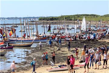 Komiška sandula i gundule na Tjednu zaljeva Morbihan