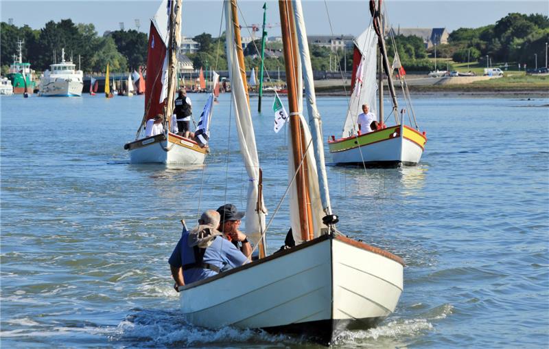 Komiška sandula i gundule na Tjednu zaljeva Morbihan