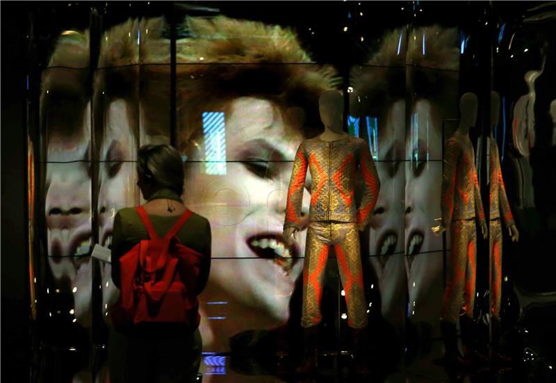 SPAIN MUSIC MUSEUM BOWIE