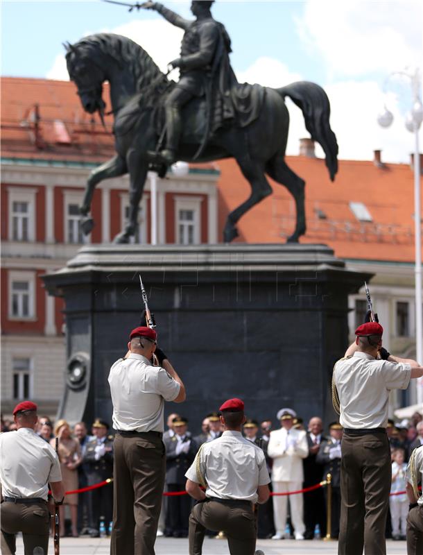 Svečana manifestacija "Velika smjena straže" povodom Dana oružanih snaga Republike Hrvatske