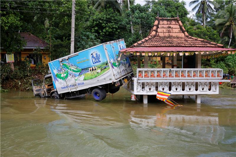 SRI LANKA FLOODS