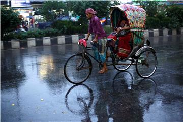 BANGLADESH CYCLONE MORA