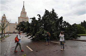 RUSSIA WEATHER THUNDERSTORM AFTERMATH