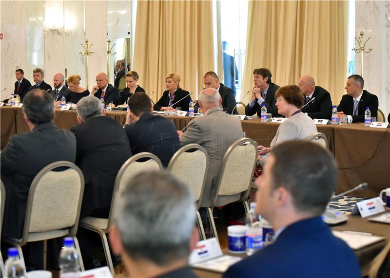 Panel debate on NATO anti-terrorist activities opens in Opatija