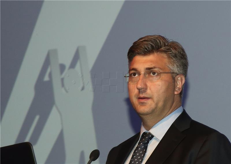 Plenković: Kontinuiran dijalog sa Sberbankom